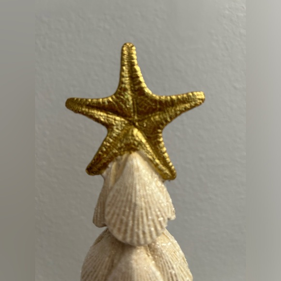Frosted Seashell Christmas Tree With Gold Starfish Topper Beach Christmas NEW - Picture 4 of 5